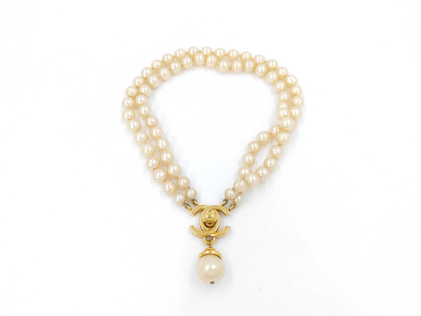 CHANEL Pearl Turnlock Necklace