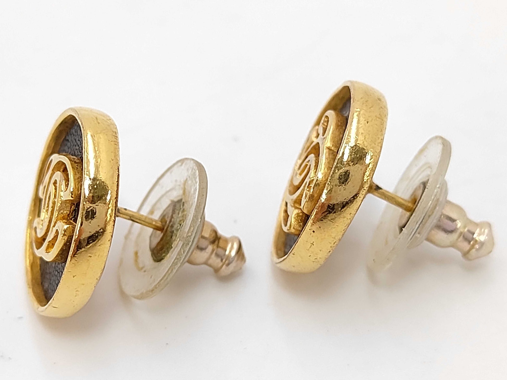 CHANEL Logo Black Earrings