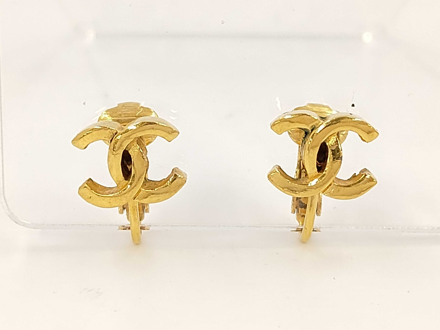 CHANEL Chanel Logo Gold Earrings