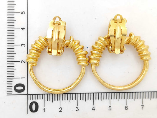 CHANEL Chanel Swing Gold Earrings