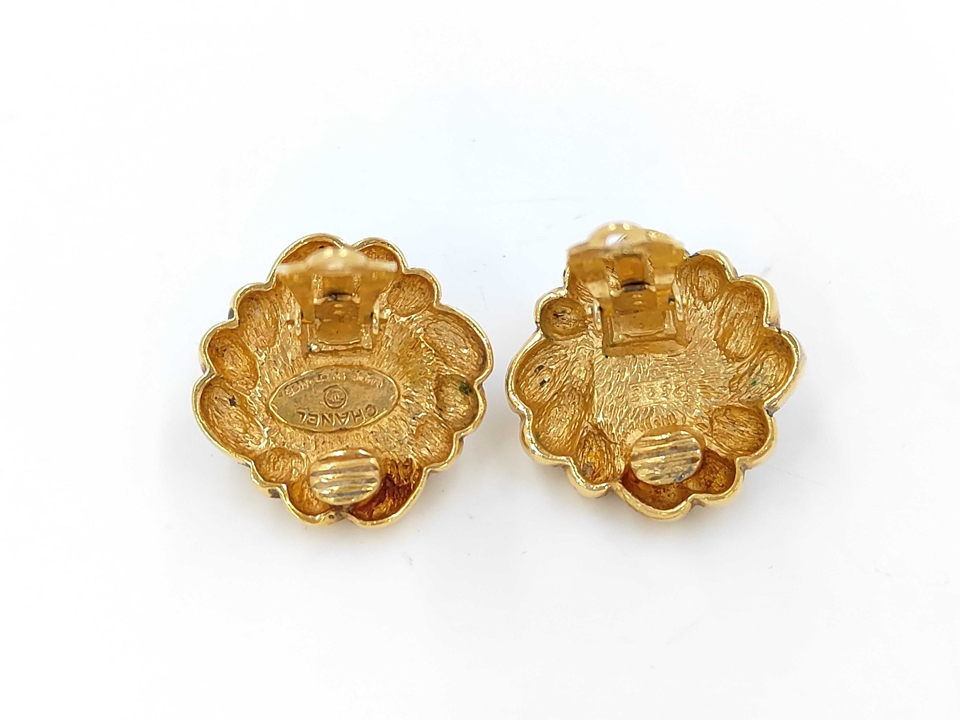 CHANEL pearl earrings