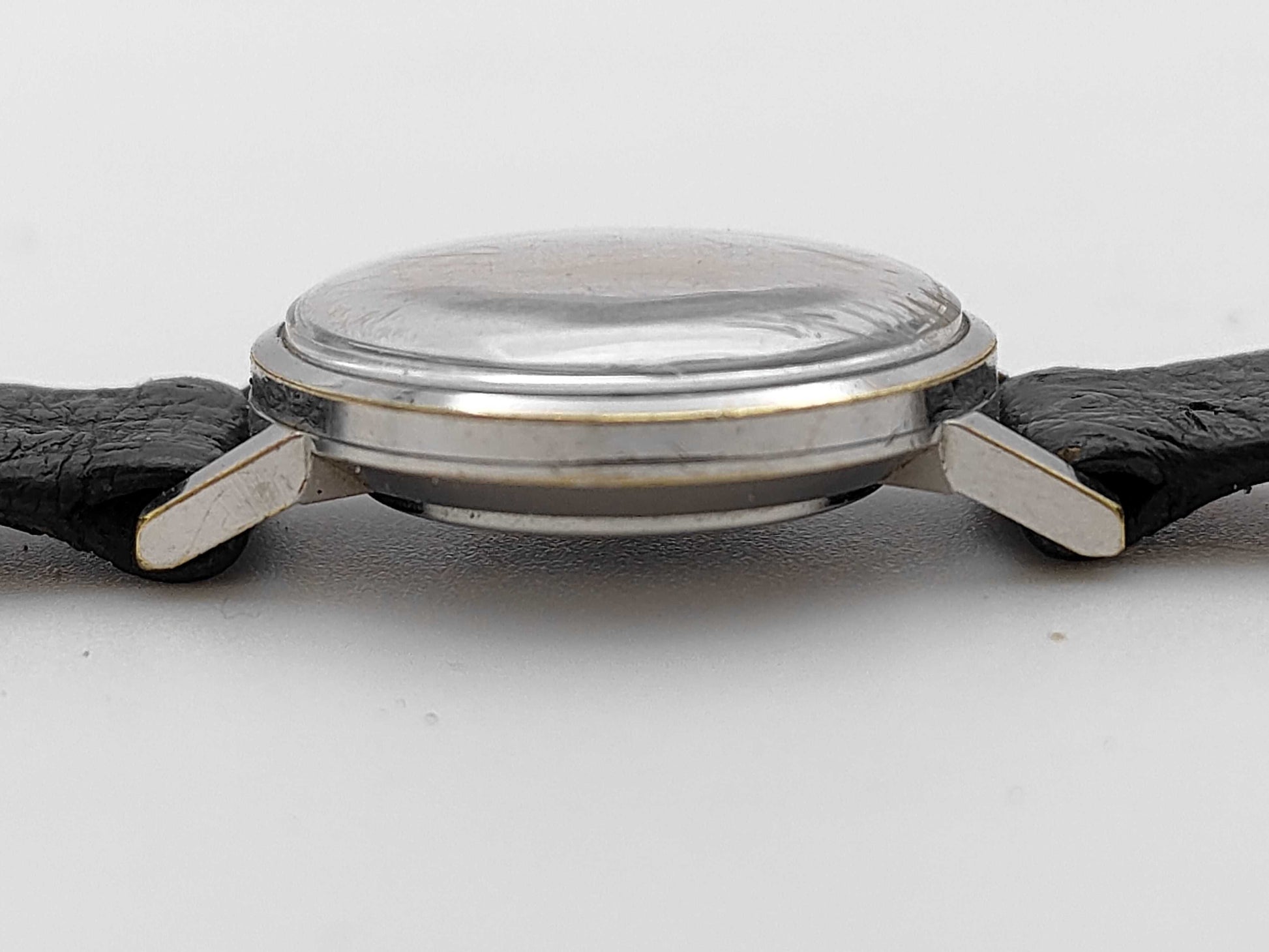 023M581 Manual Winding Women's Watch