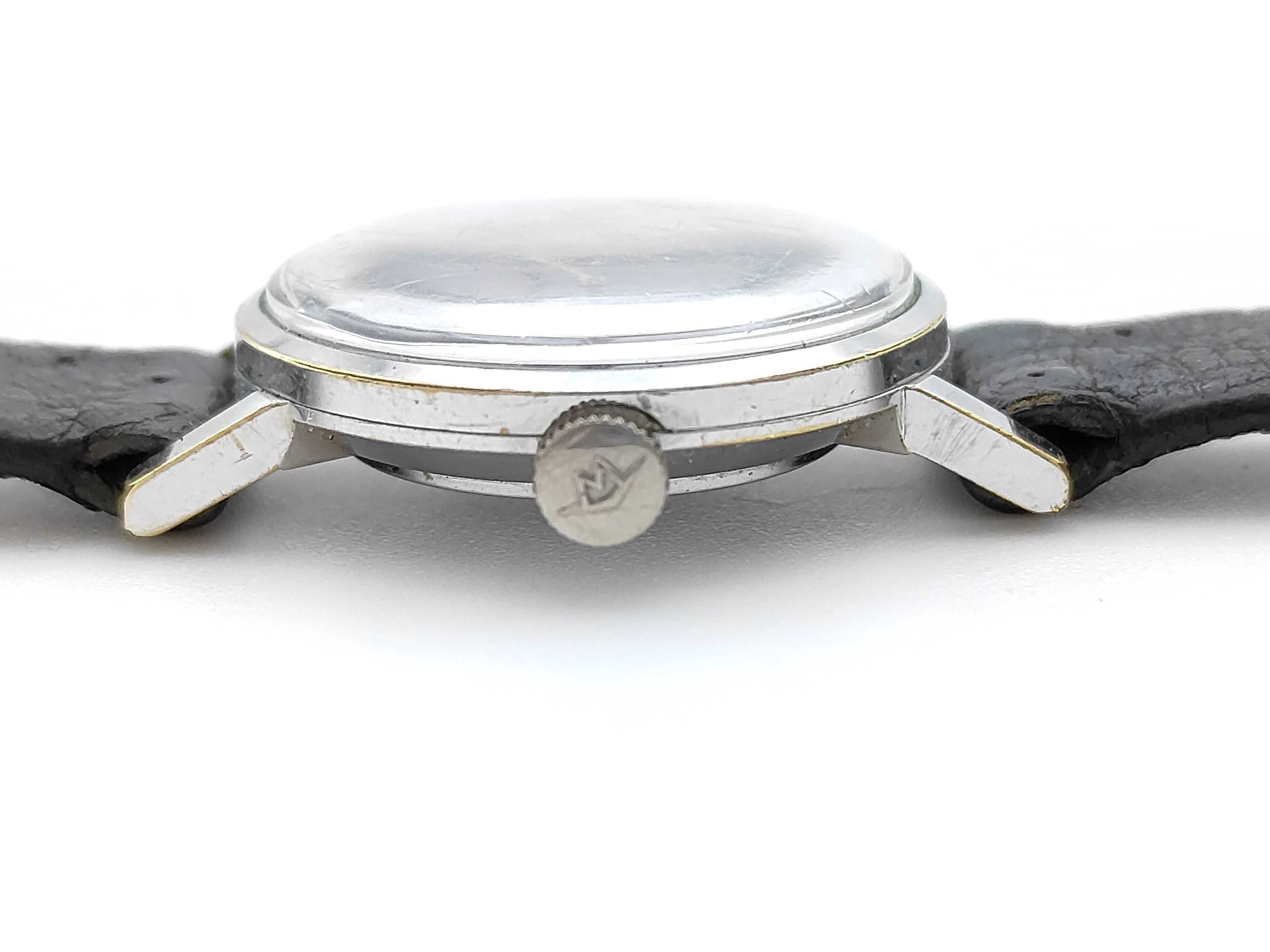 023M581 Manual Winding Women's Watch