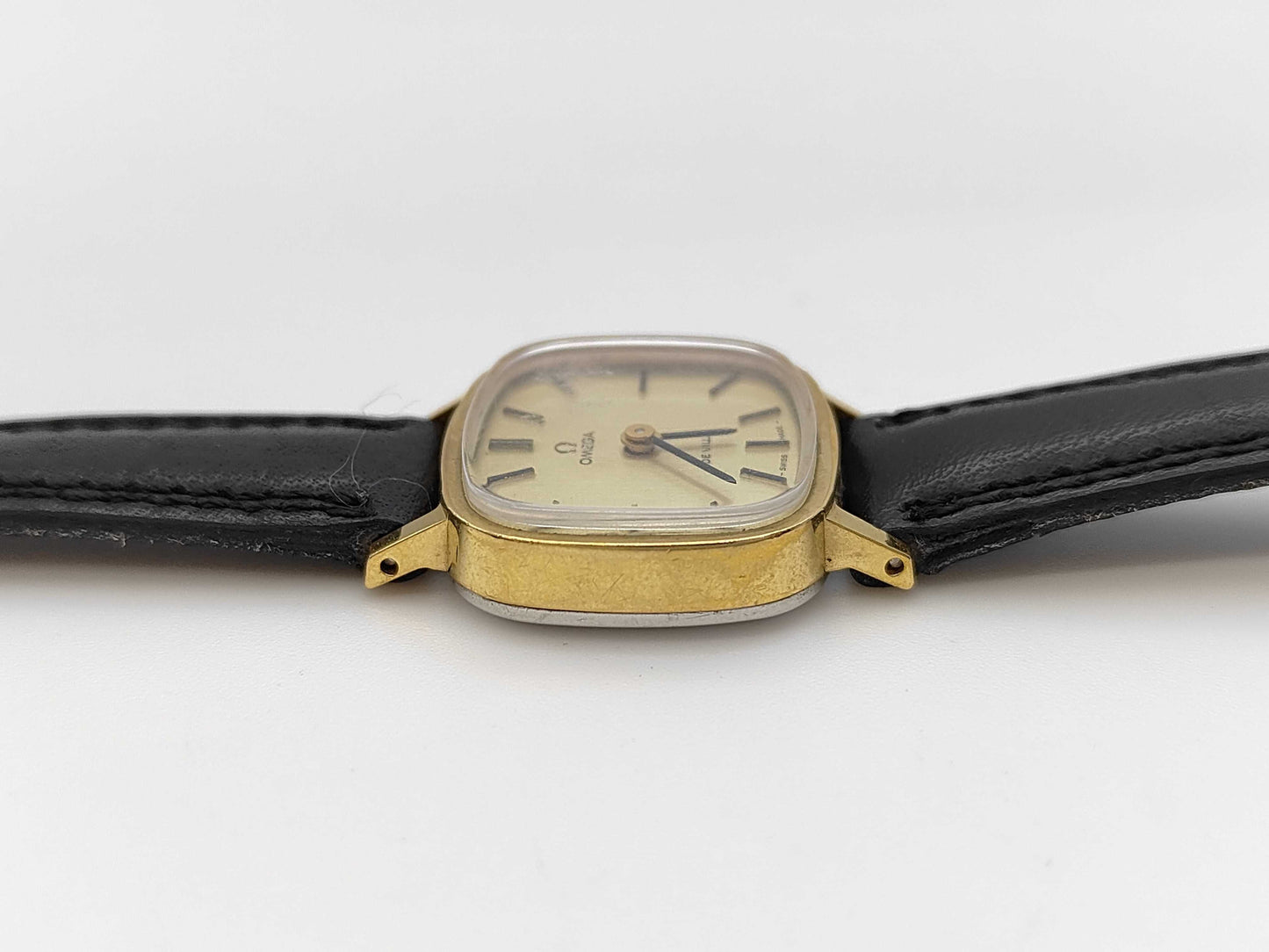 OMEGA Hand-wound Women's Watch