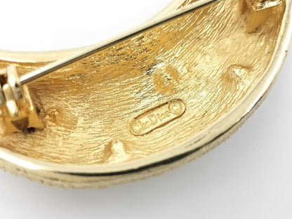 Dior brooch