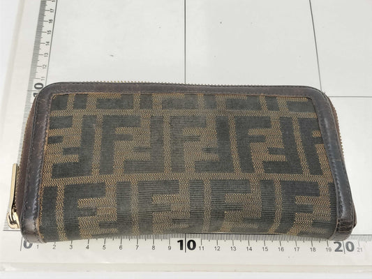 FENDI wallet