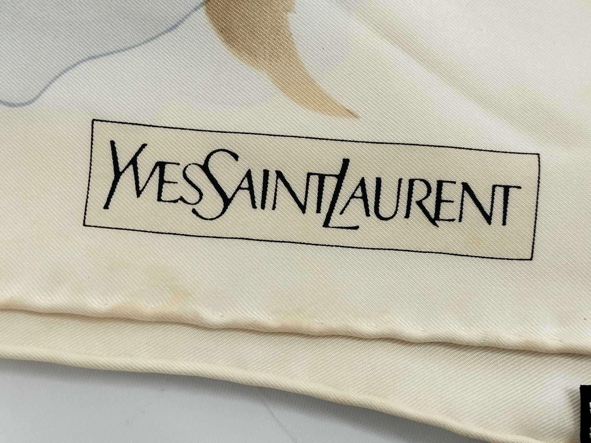 Yves Saint Laurent YSL 2-piece scarf