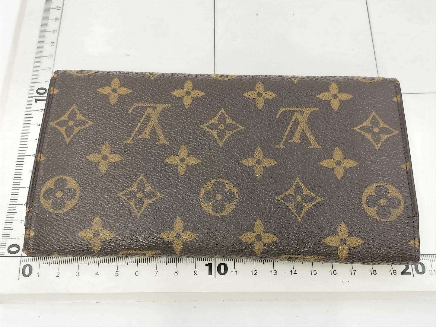 LOUIS VUITTON Louis Vuitton wallet