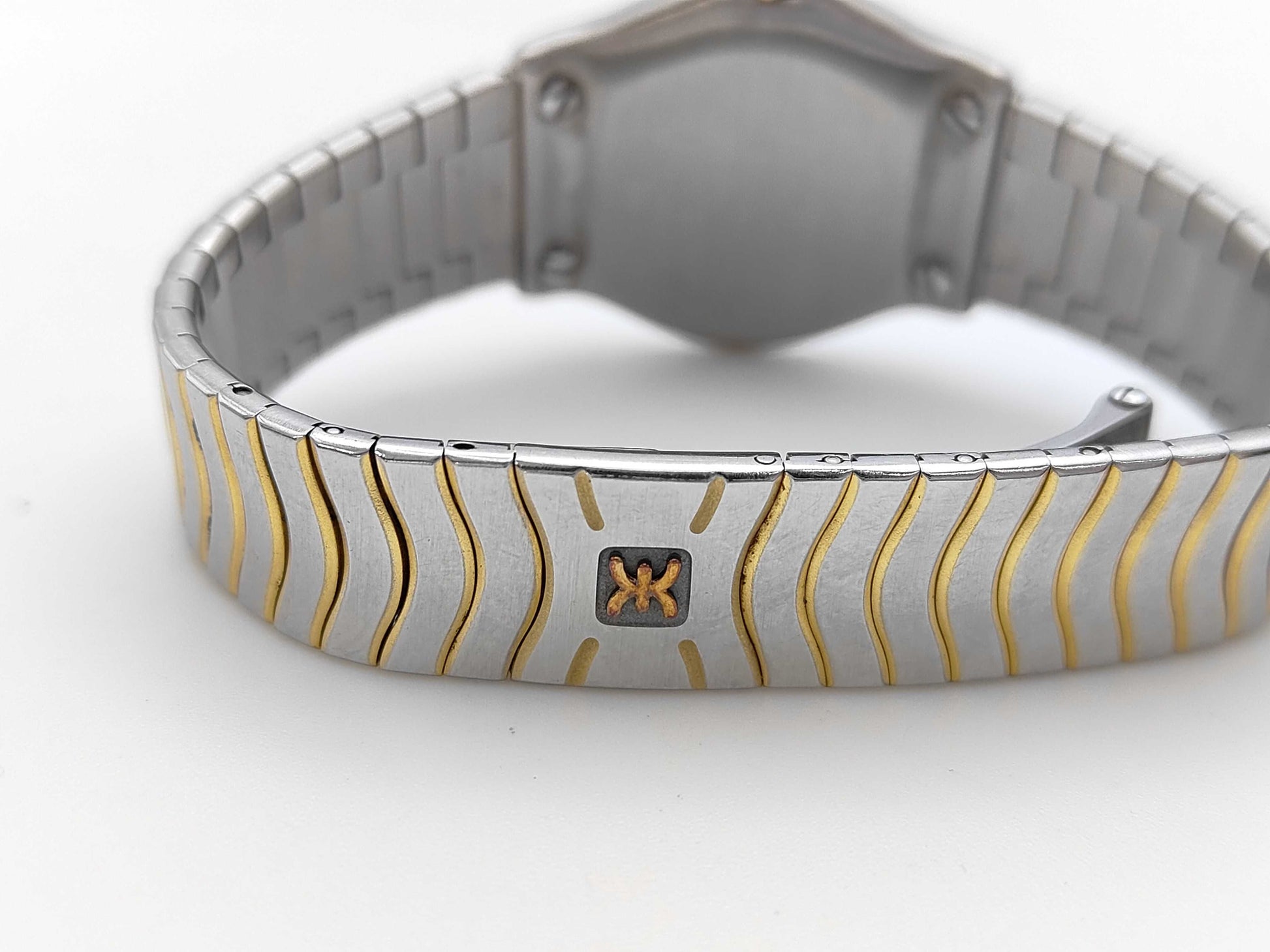 12670822 181930X Quartz Women's Watch