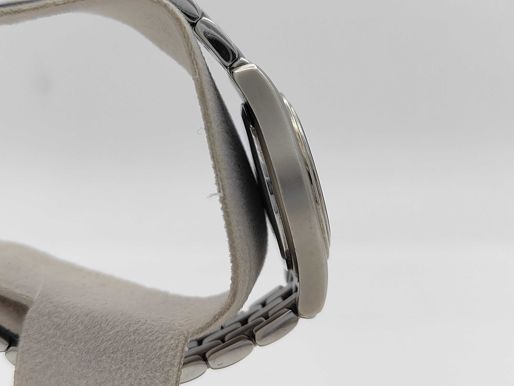 MARIO VALENTINO MV-3800 0015637 Quartz Women's Watch