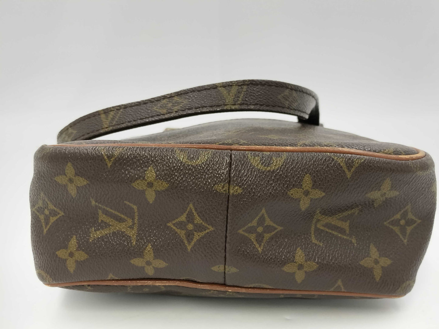 LOUIS VUITTON Louis Vuitton shoulder bag