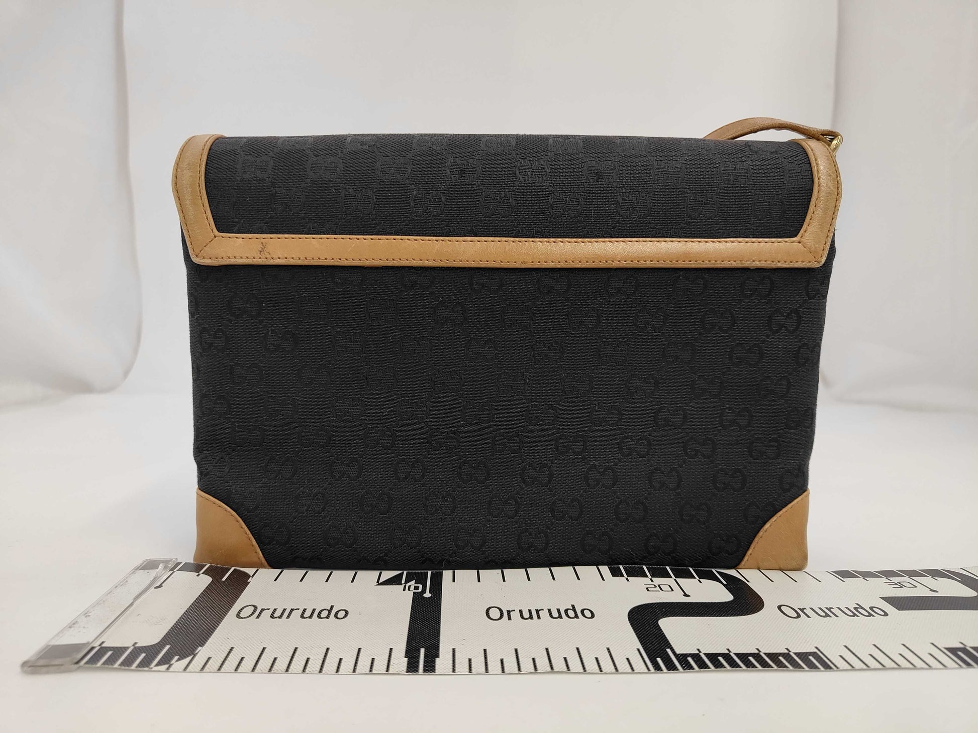 GUCCI GUCCI GG Canvas Shoulder Bag Bag
