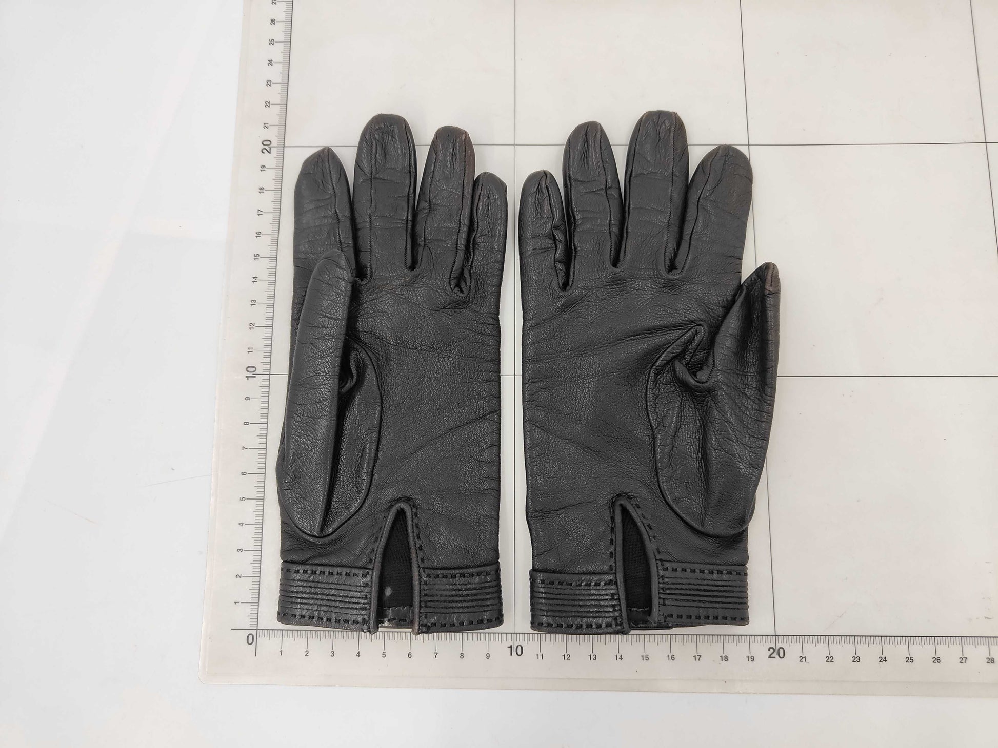 HERMES Kelly Gold Hardware Leather Gloves Other Accessories