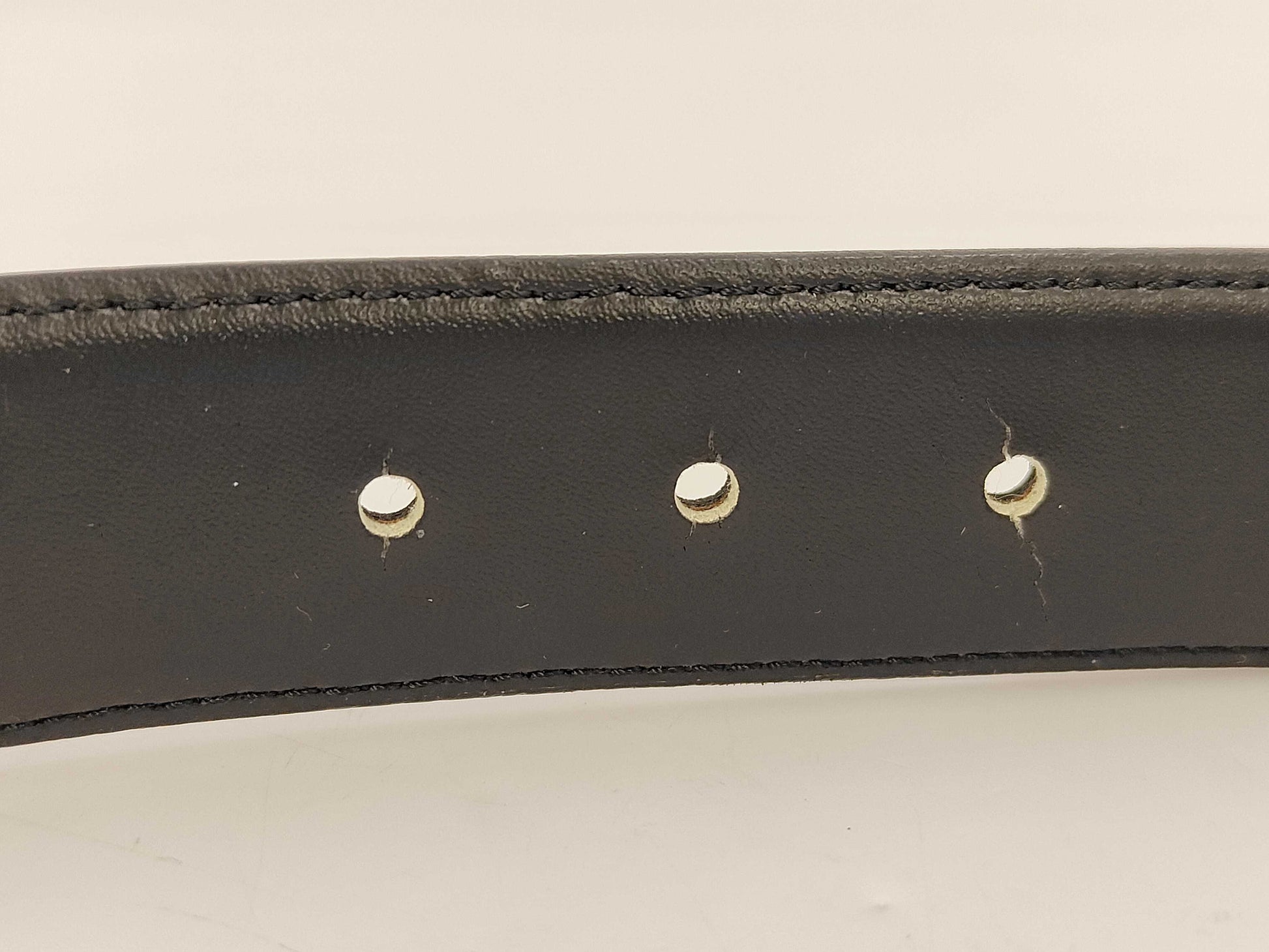 Yves Saint Laurent Paris 561667 Eco Belt with Peeling