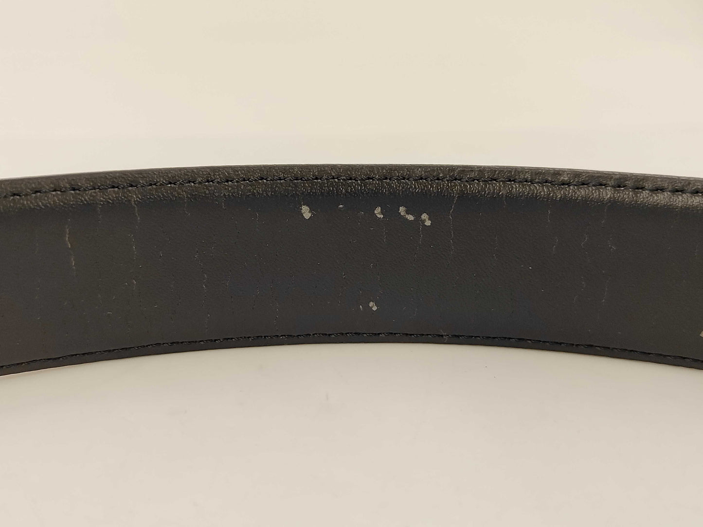 Yves Saint Laurent Paris 561667 Eco Belt with Peeling