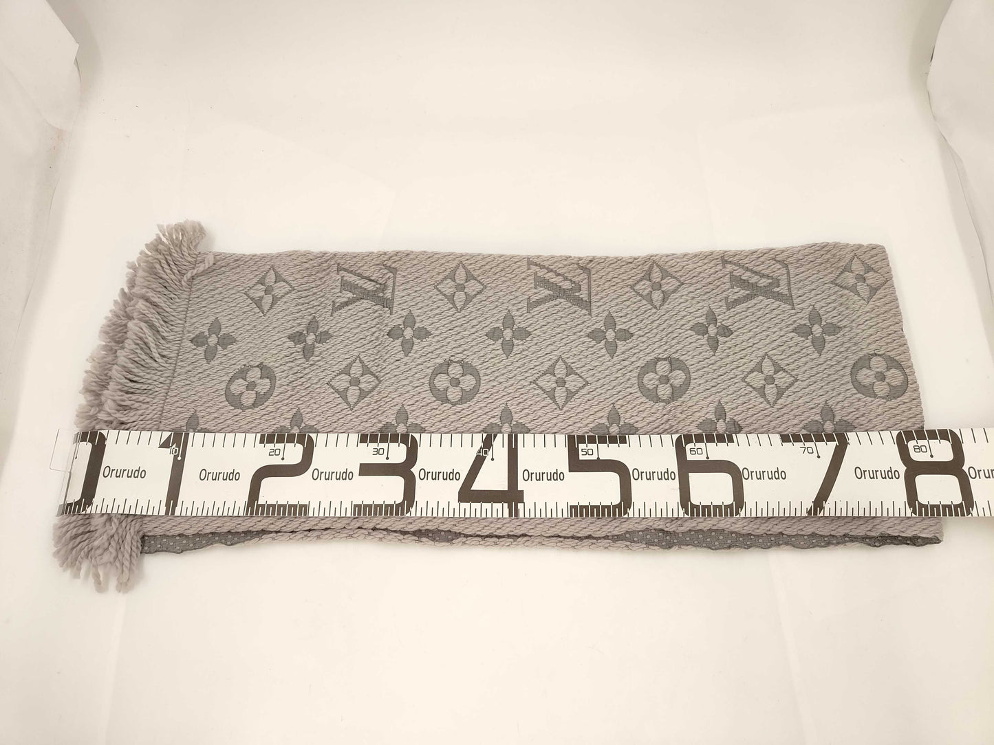 LOUIS VUITTON Echarpe Logomania Scarf