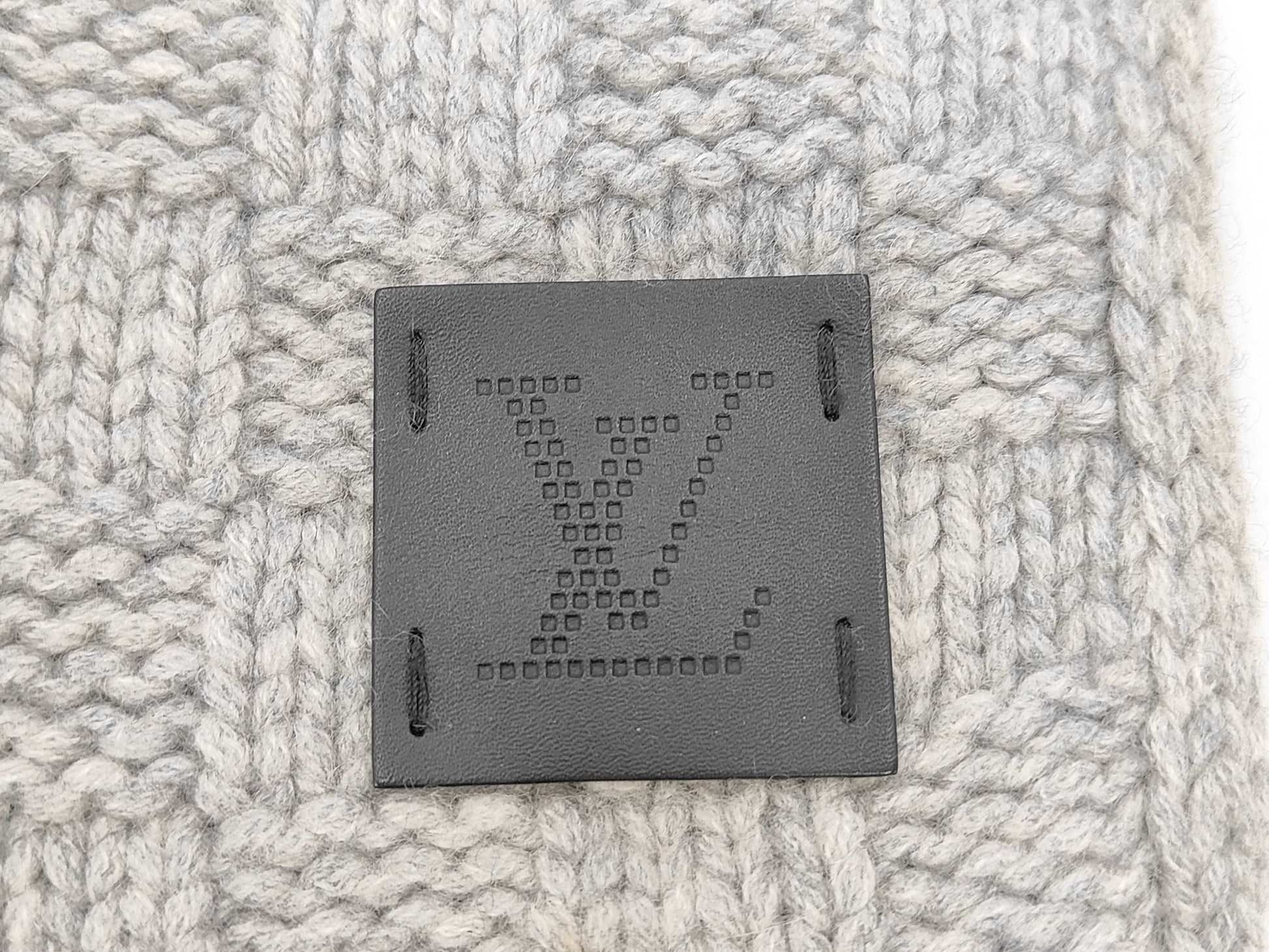 LOUIS VUITTON Echarpe Helsinki Scarf