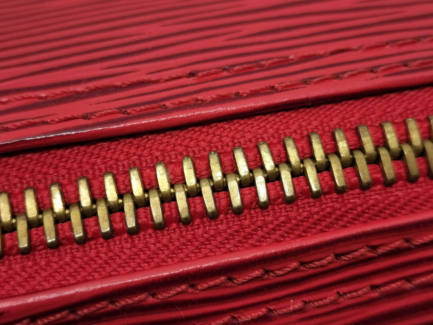 LOUIS VUITTON Epi Leather Red Keepall 45 Boston Bag with Padlock