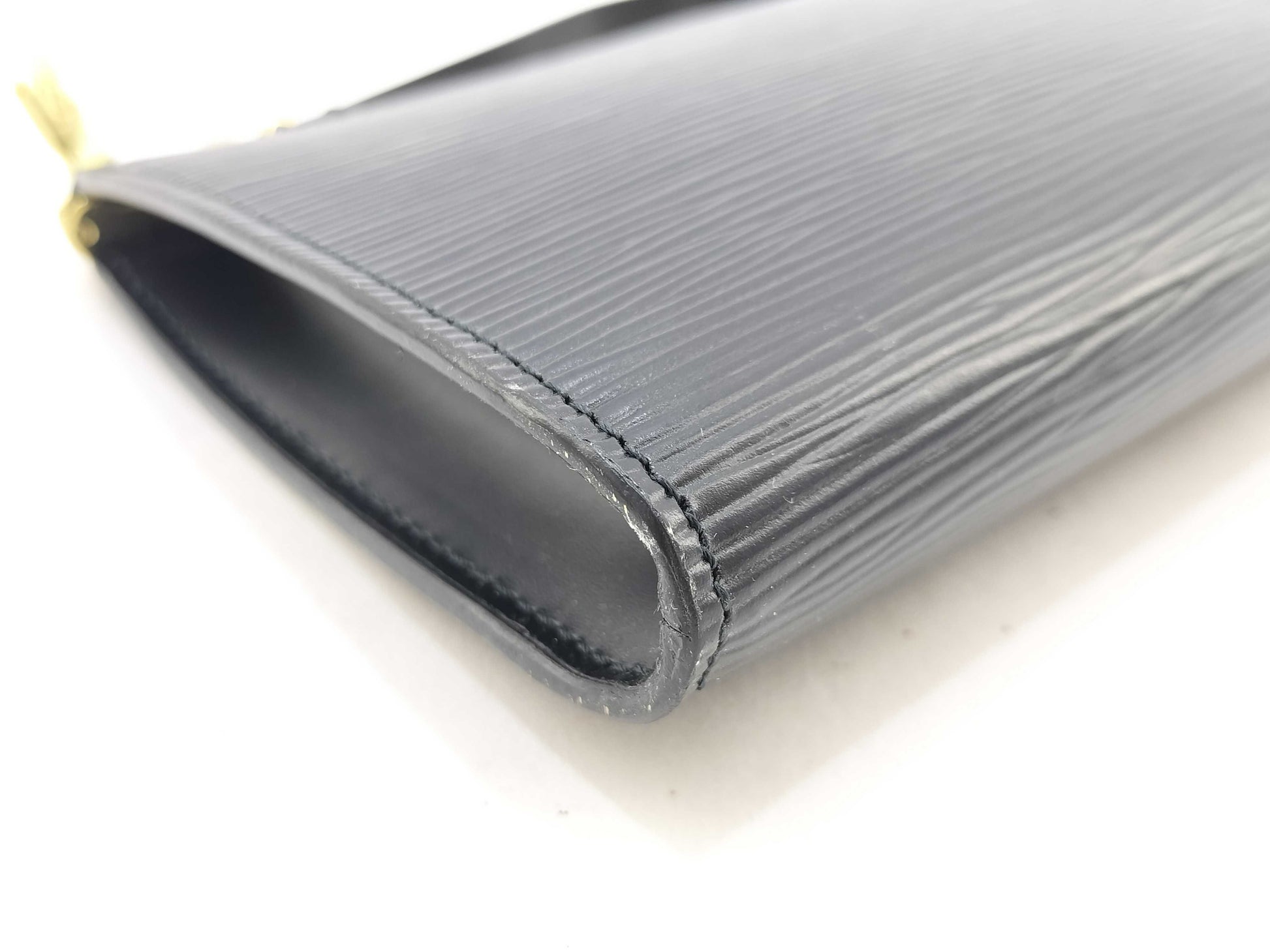 LOUIS VUITTON Epi Pochette Accessoires Black Pouch