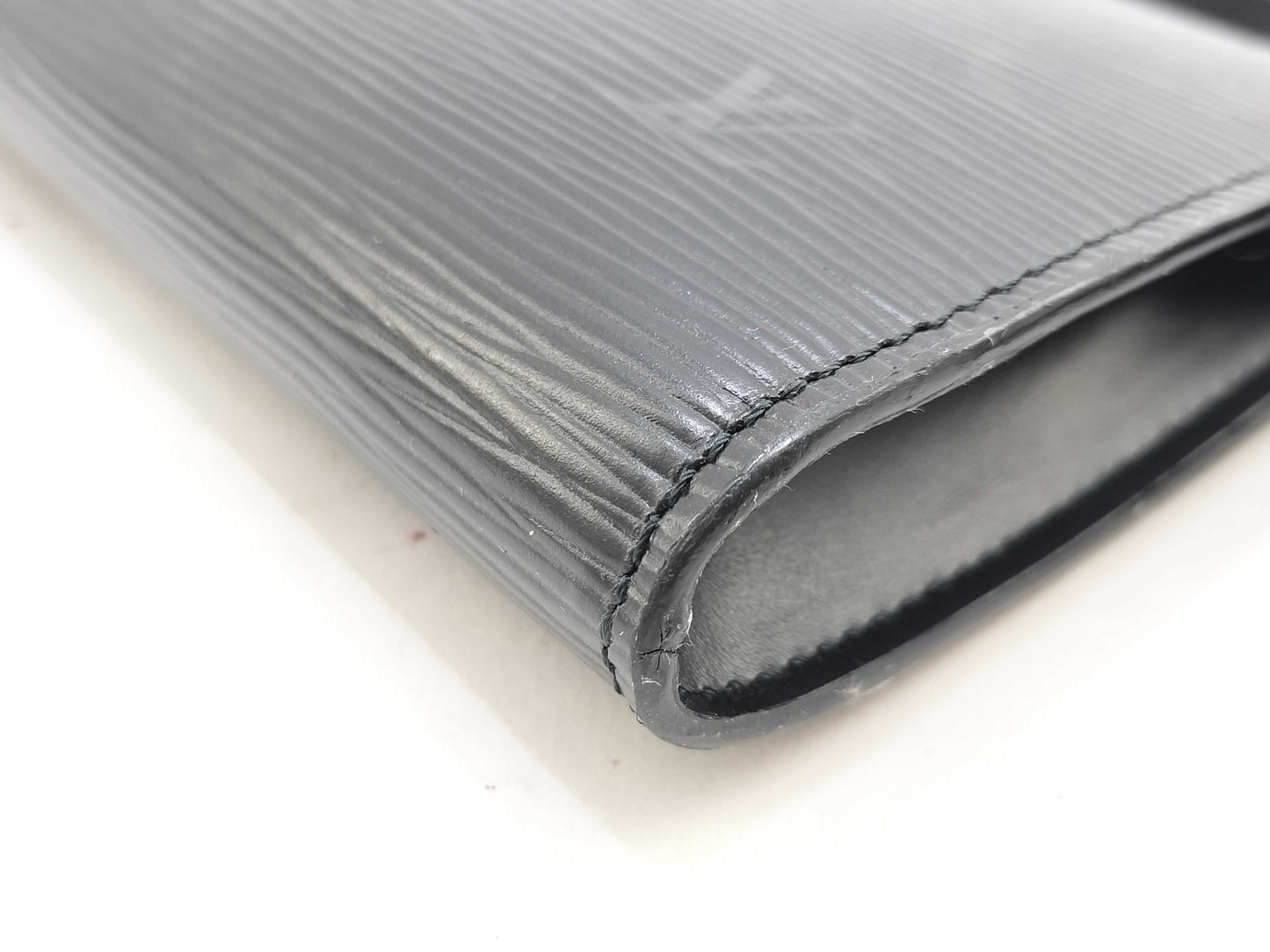 LOUIS VUITTON Epi Pochette Accessoires Black Pouch