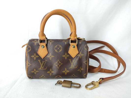 LOUIS VUITTON Monogram Louis Vuitton Mini Speedy Handbag with Strap Monogram Handbag