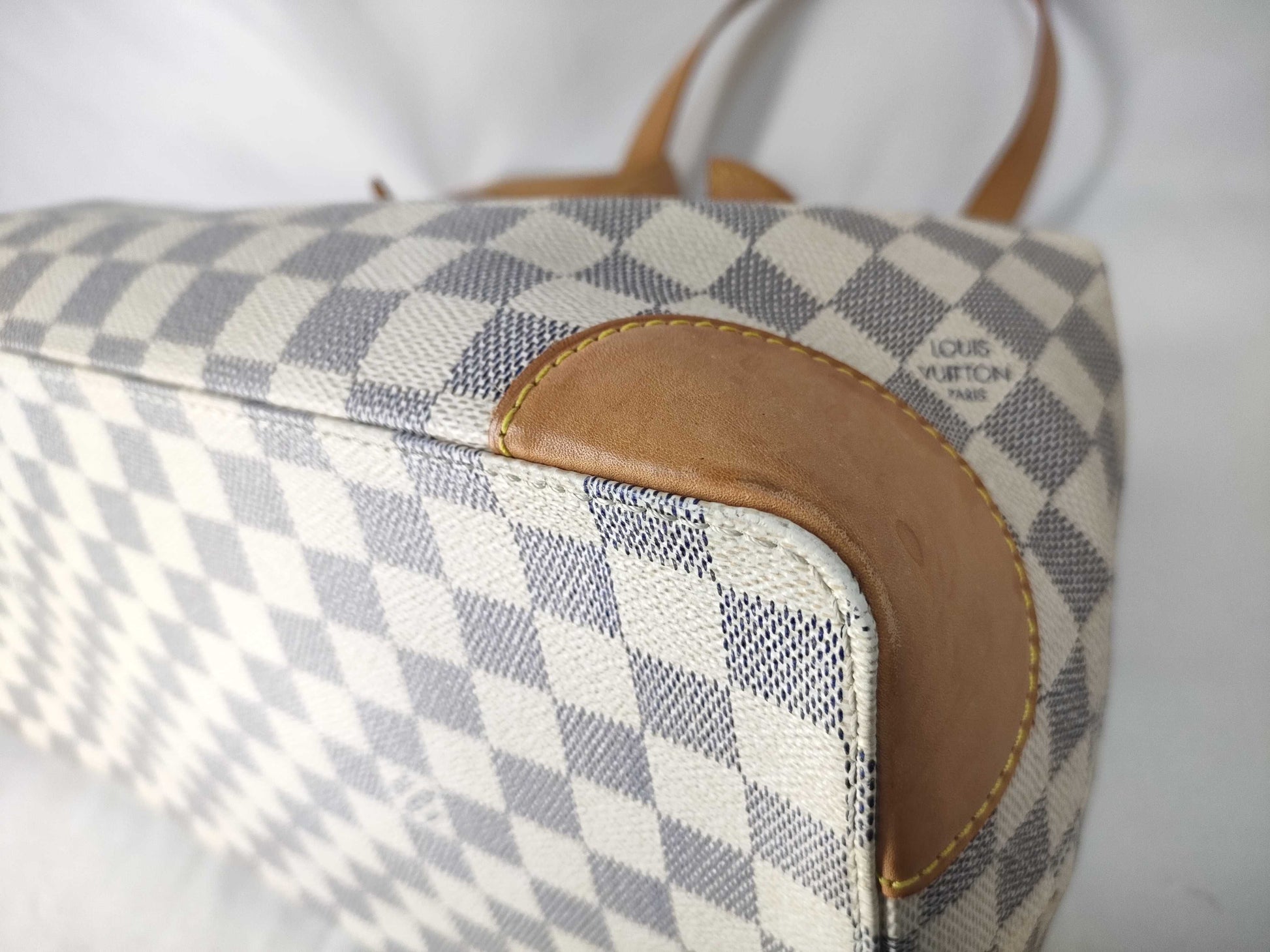 LOUIS VUITTON Damier Azur Hampstead MM Handbag