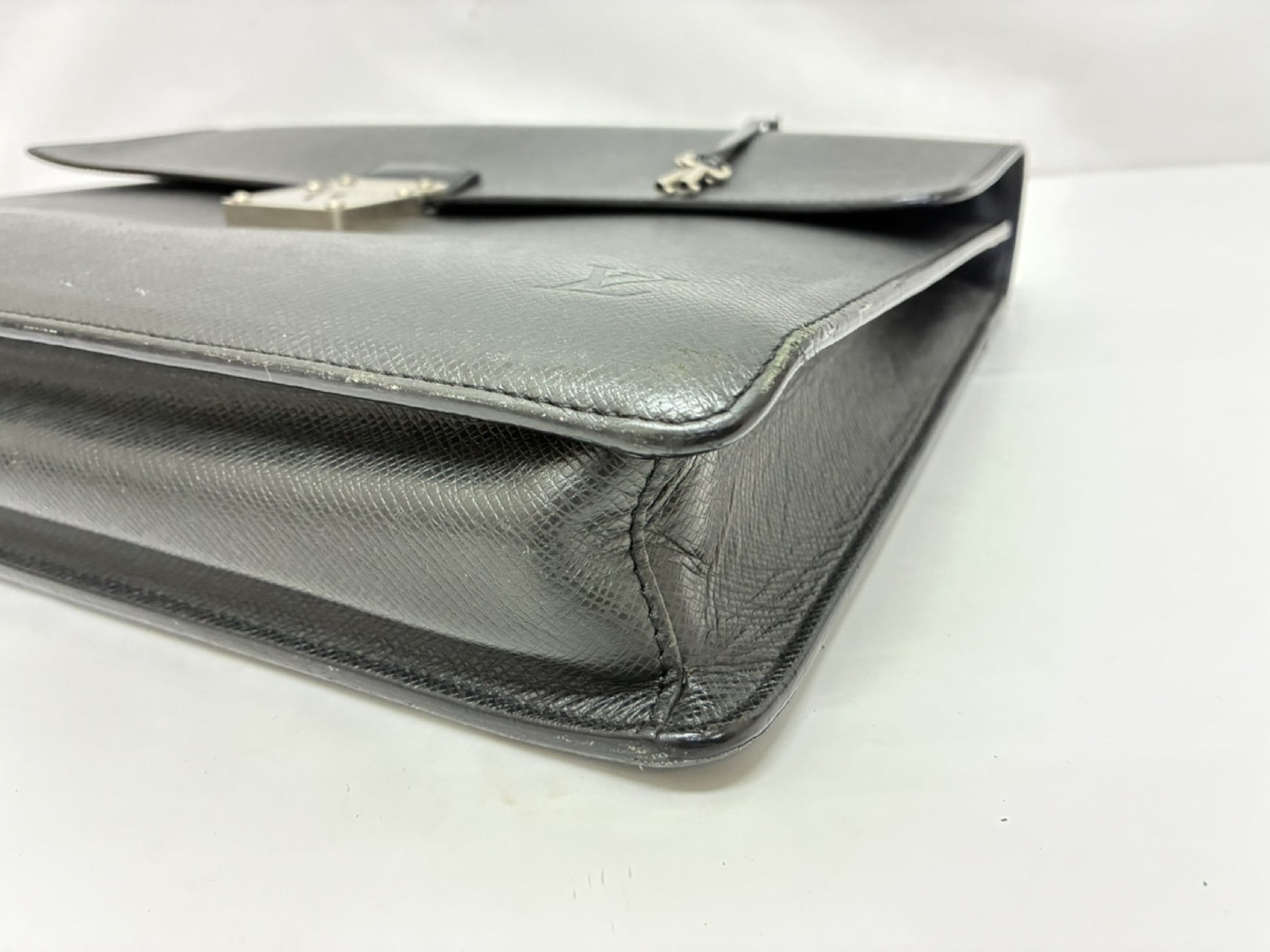 LOUIS VUITTON Robusto II M31042 Taiga/Ardoise Business Bag