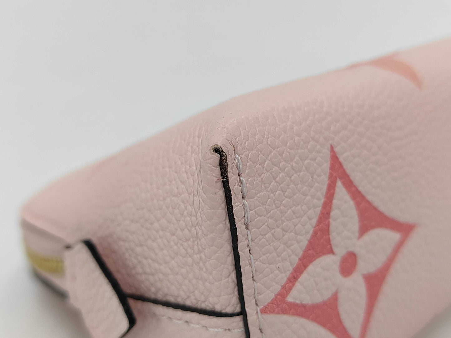 LOUIS VUITTON M80502 Cosmetic Pouch SR0261 Makeup Pouch