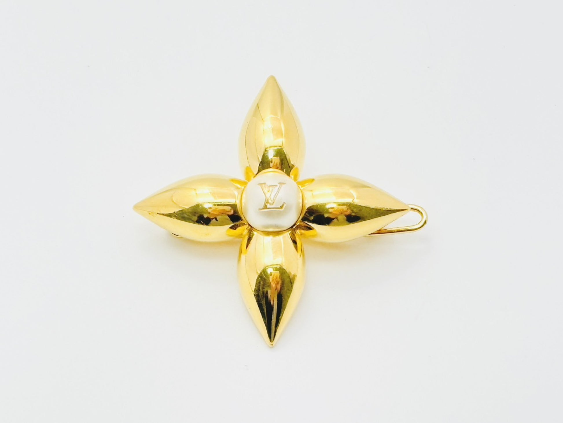 LOUIS VUITTON M02085 Barrette Louisa Hair Clip Gold GK1294 Hair Accessory