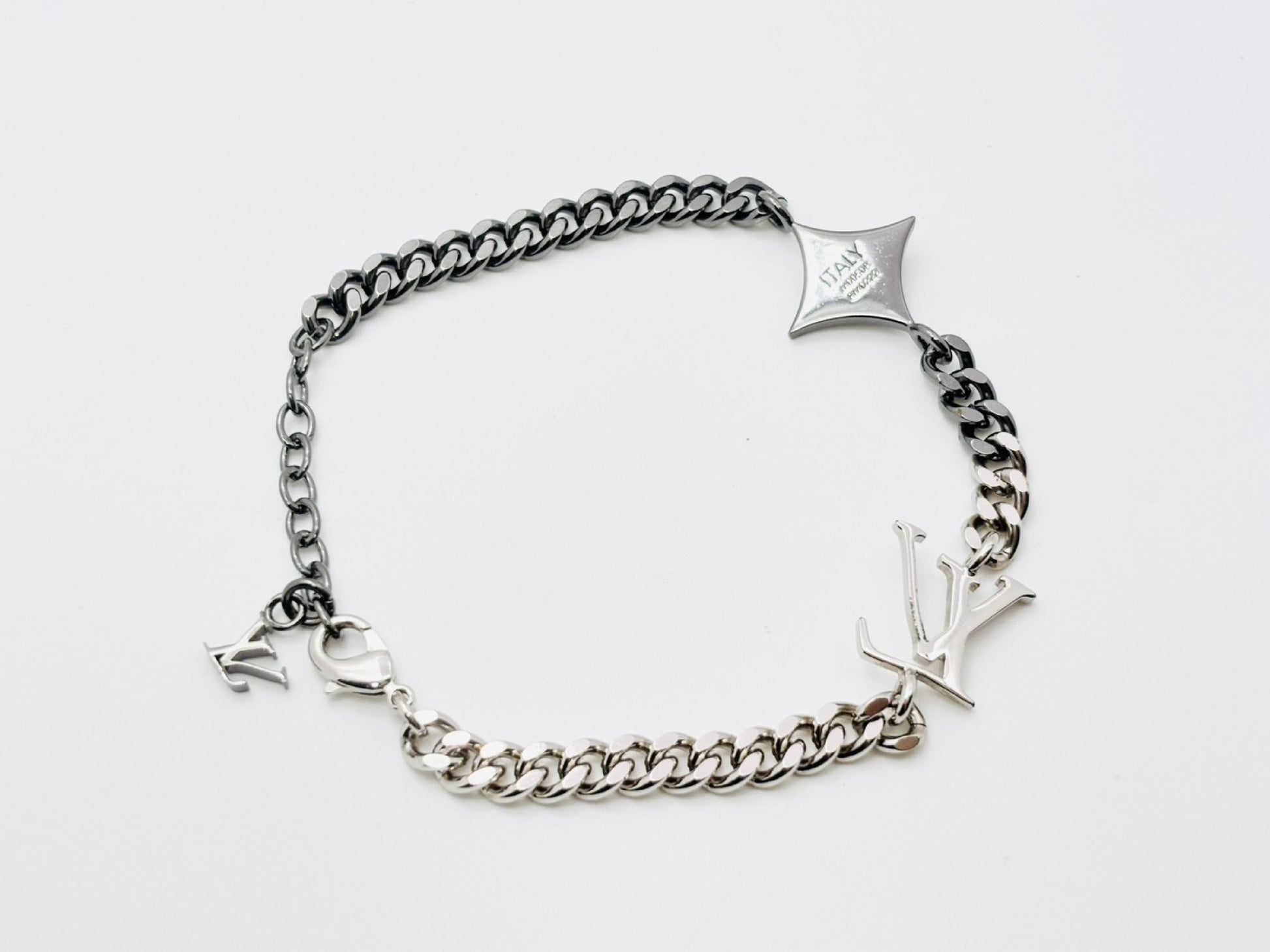 LOUIS VUITTON M00508 LV Instinct Bracelet RM0222 Bracelet/Bangle