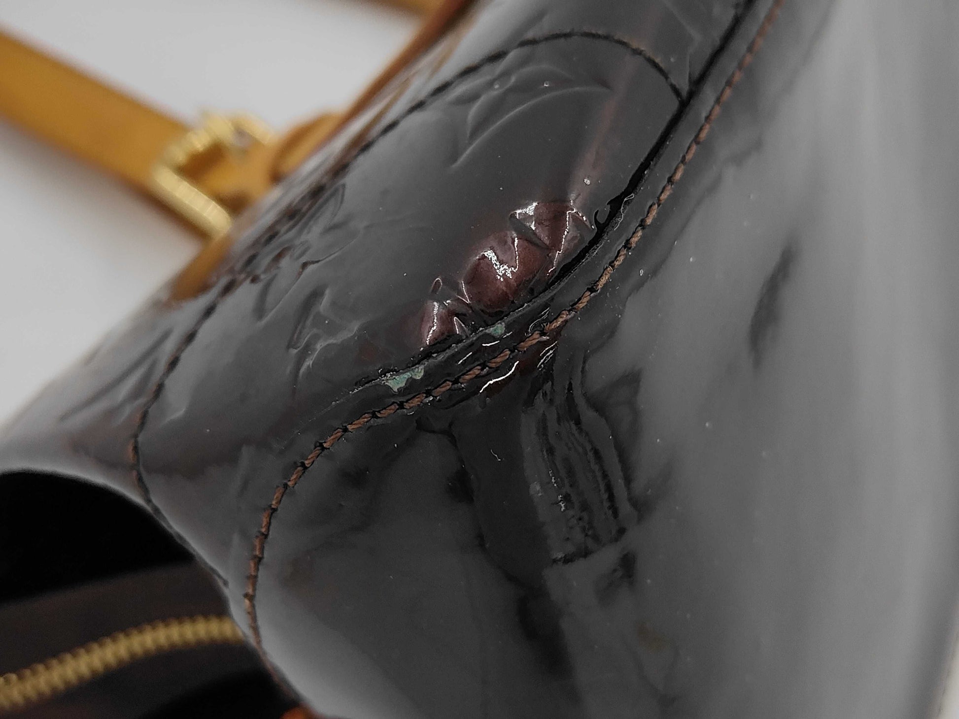 LOUIS VUITTON M93510 Vernis Rosewood Avenue Tote Bag