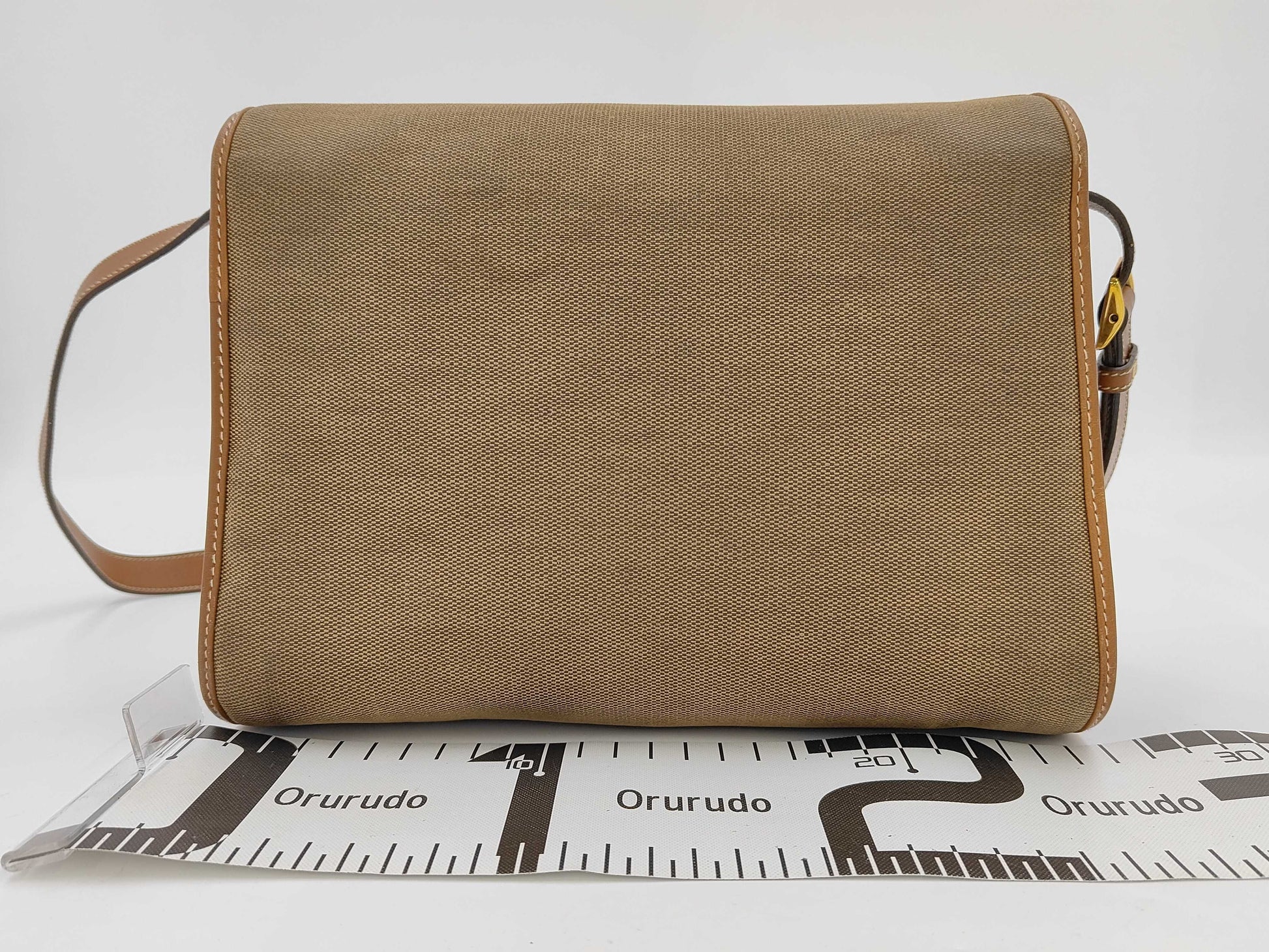 GUCCI 001 14 0712 Old Gucci Flap Shoulder Bag with Inner Pocket Charm