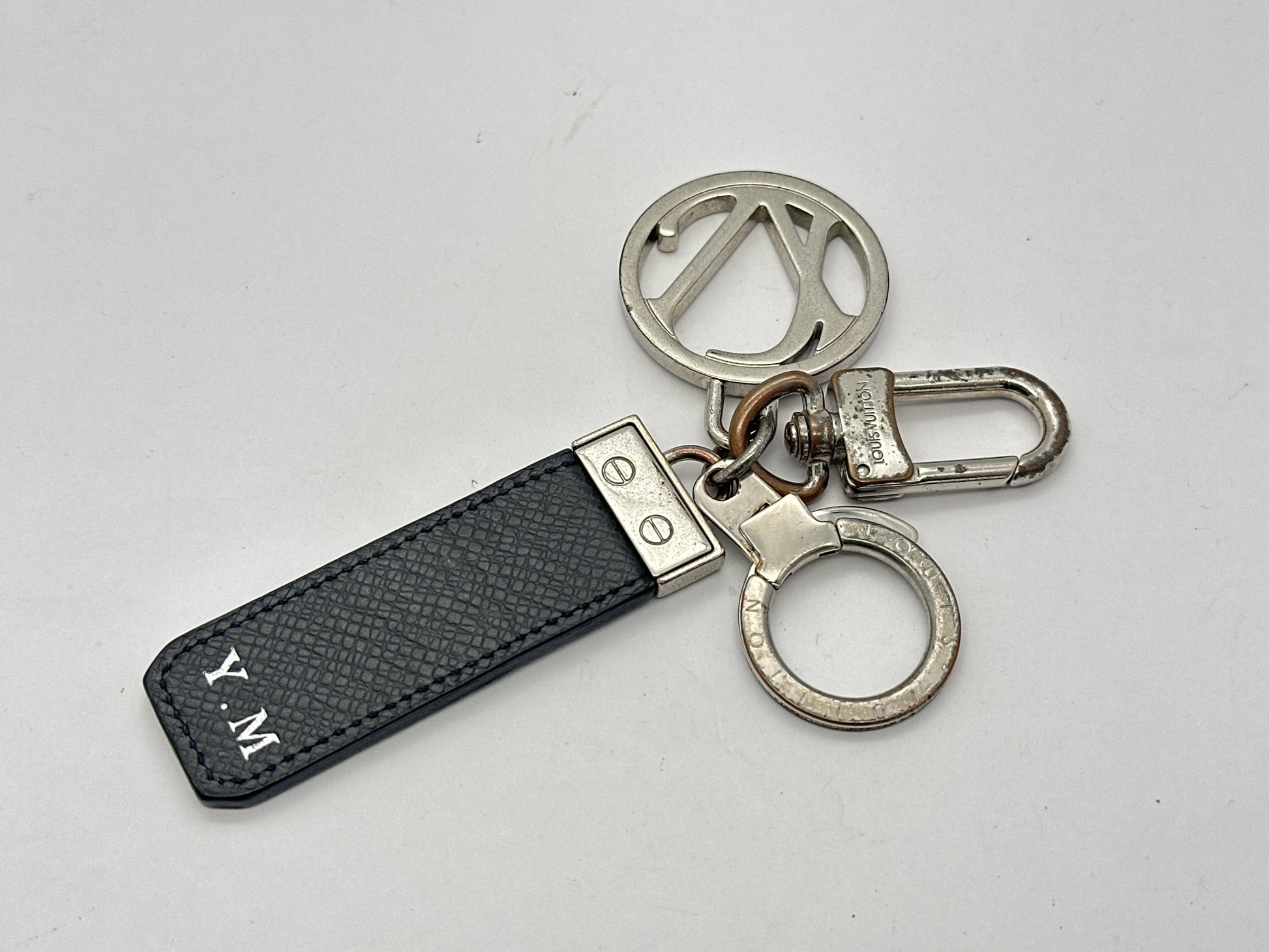 LOUIS VUITTON Porte-Clés Neo LV Club Key Case/Key Holder