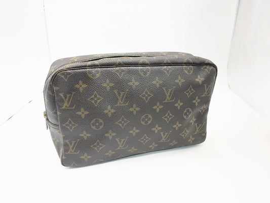 LOUIS VUITTON M47522 Monogram Truss Toilette 28 Pouch