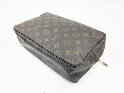 LOUIS VUITTON M47522 Monogram Truss Toilette 28 Pouch