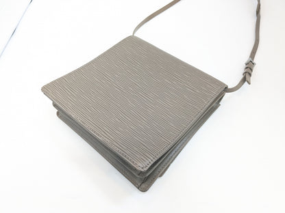 LOUIS VUITTON M5293B Epi Biarritz Lila AS0031 Shoulder Bag