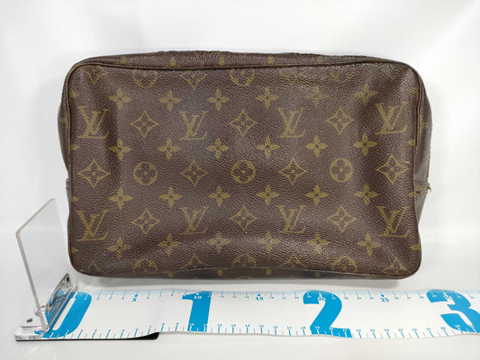 LOUIS VUITTON Monogram True Towel Pouch with Pull-Out Closure