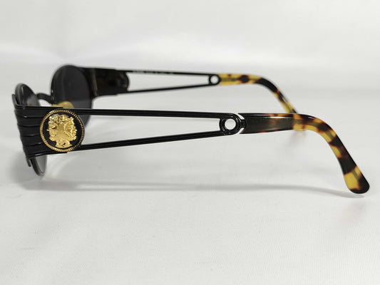  FENDI Fendi Sunglasses FS142 Sunglasses and Glasses