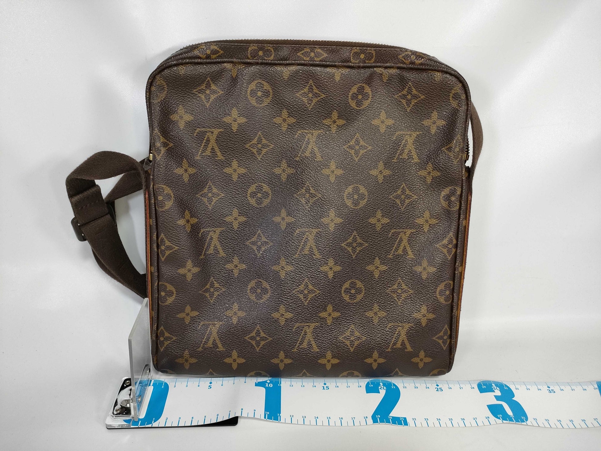 LOUIS VUITTON Monogram Trotter Bobur AR1120 Shoulder Bag