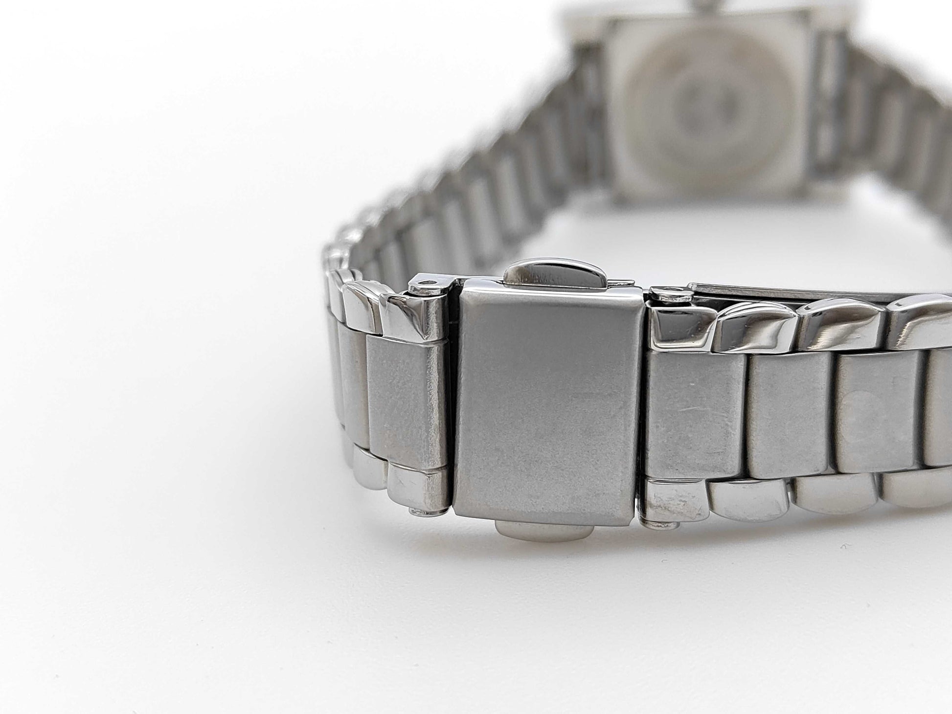 LONGINES DolceVita Pink Shell Diamond Bezel L5.166.0 30781180 Quartz Women's Watch