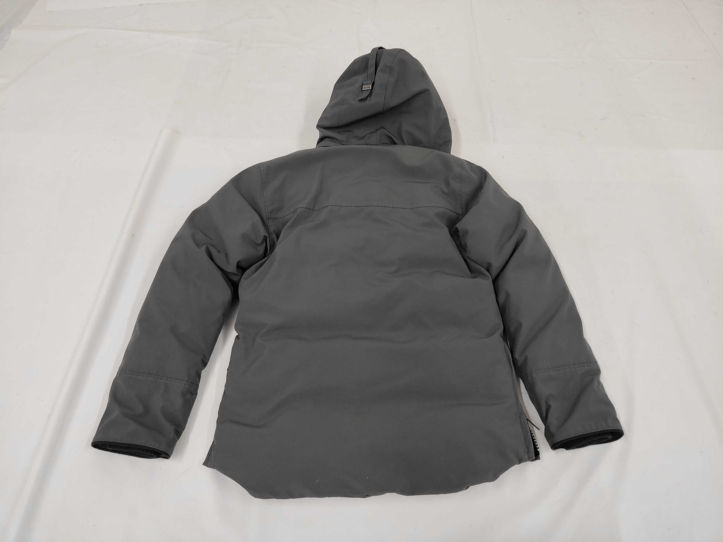 Canada Goose 4550M Down Jacket, Size S