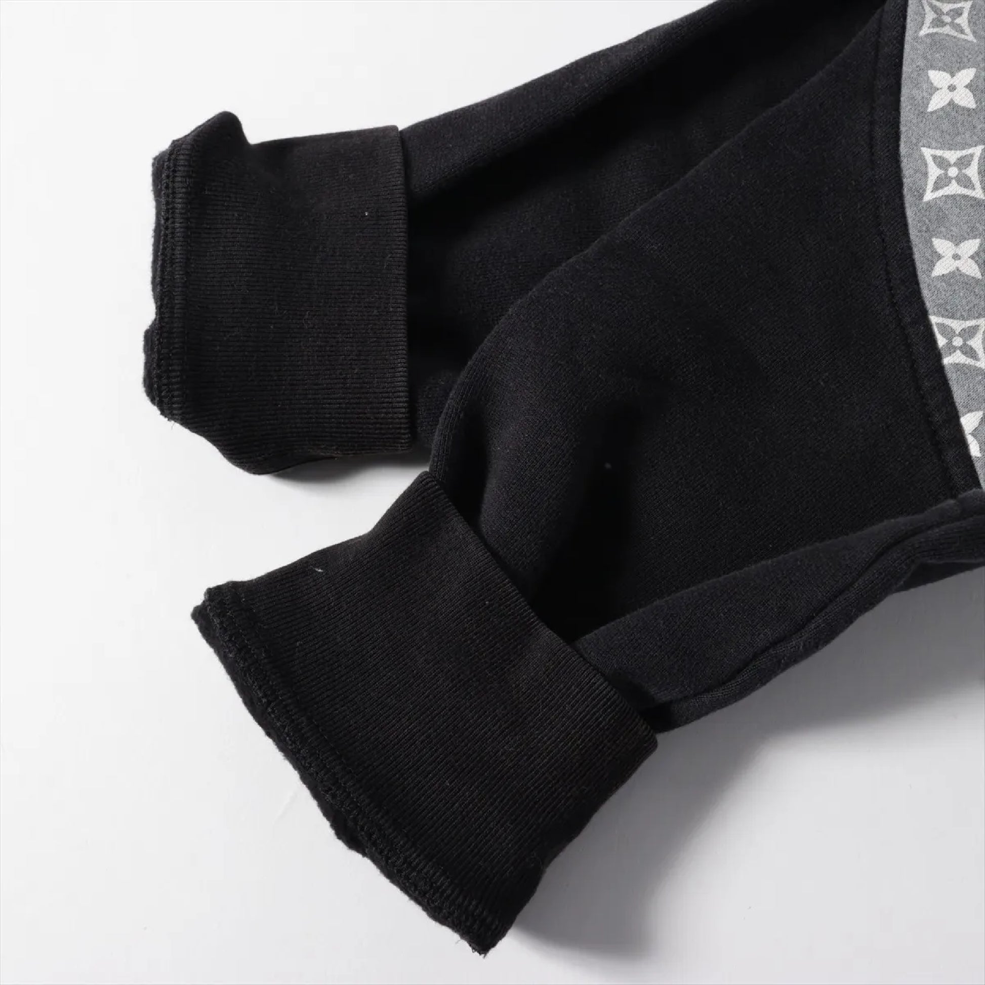 LOUIS VUITTON Monogram Parka L RM201M Top