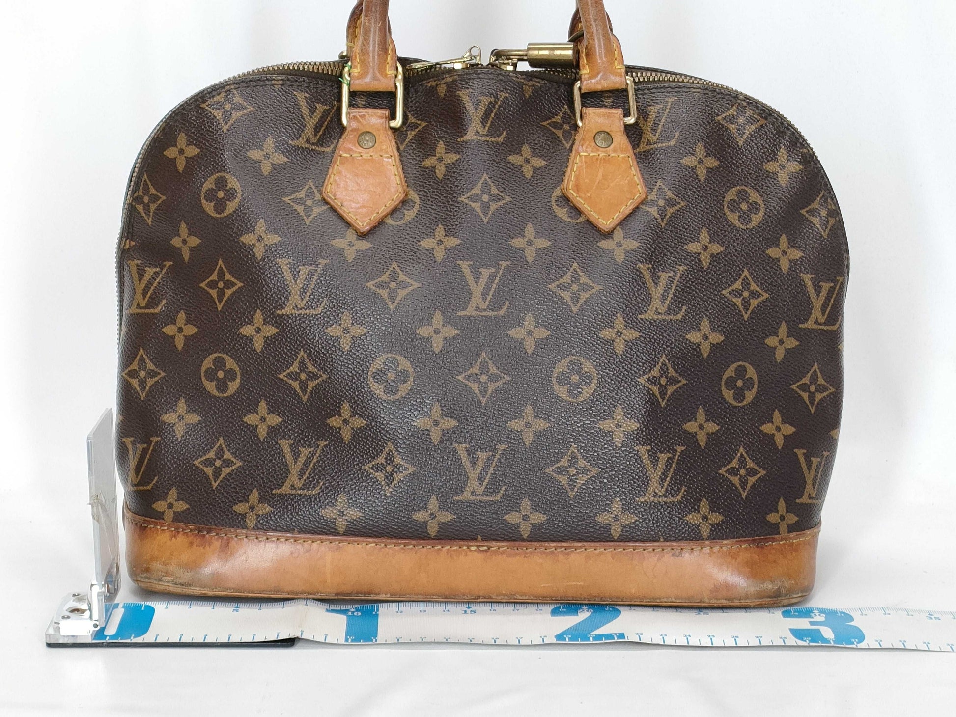 LOUIS VUITTON Monogram LV Handbag