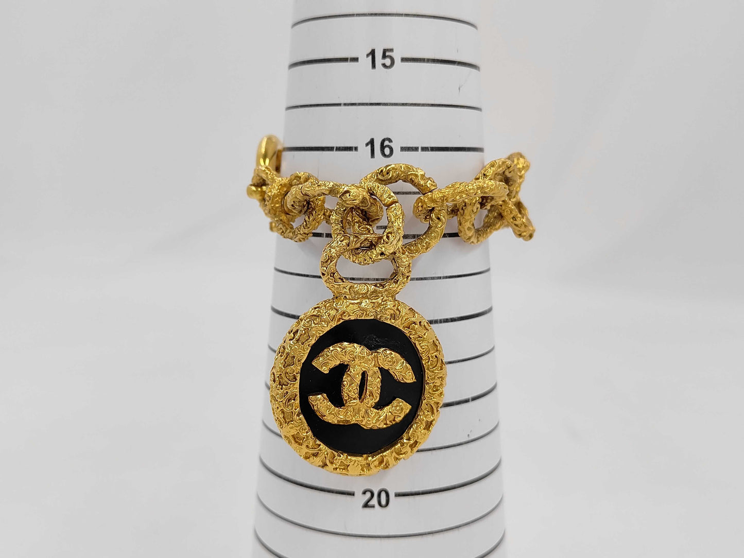 CHANEL Bracelet/Bangle