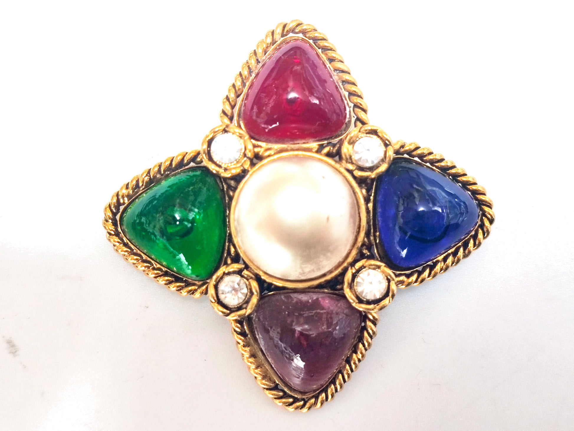 CHANEL Gripoir Rhinestone Pearl 23 Brooch