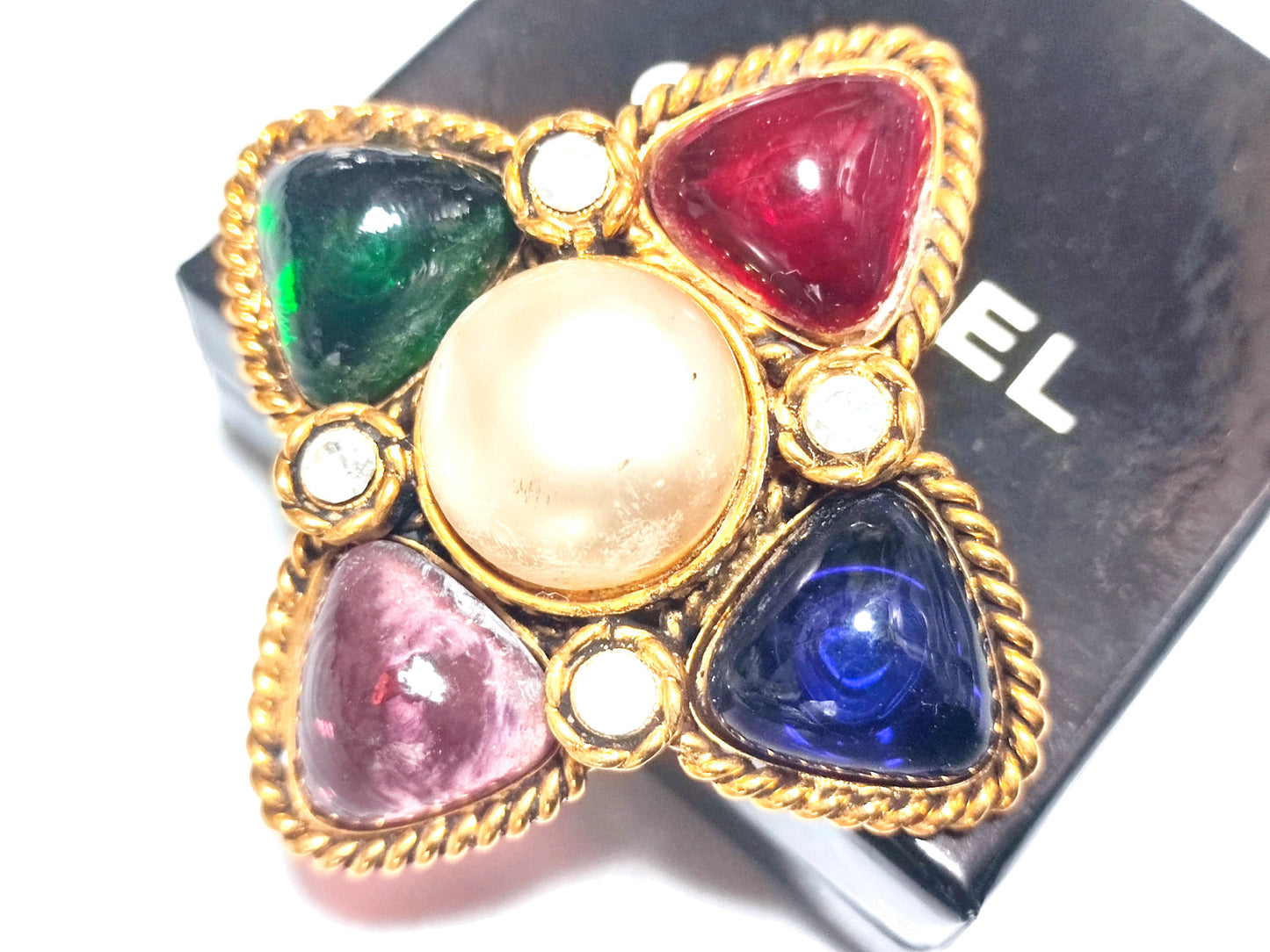 CHANEL Gripoir Rhinestone Pearl 23 Brooch