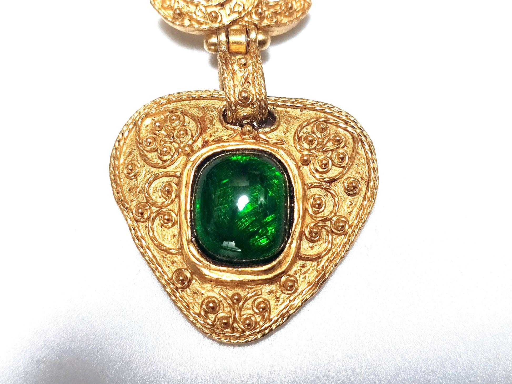 CHANEL Gripoir Coco Mark Triangle Swing 94A Necklace