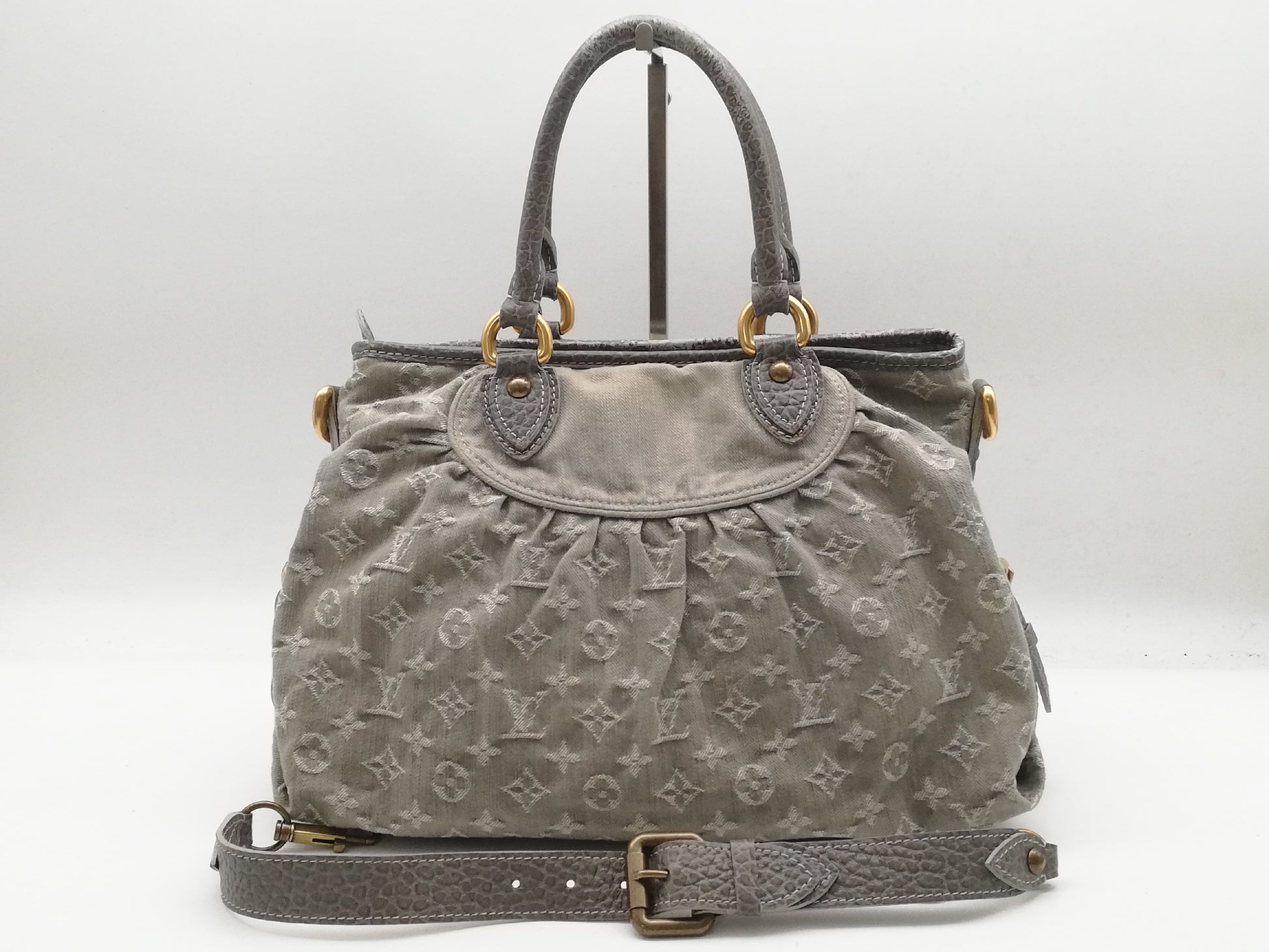 LOUIS VUITTON Monogram Denim Neocavi MM M95837 Shoulder Strap Handbag