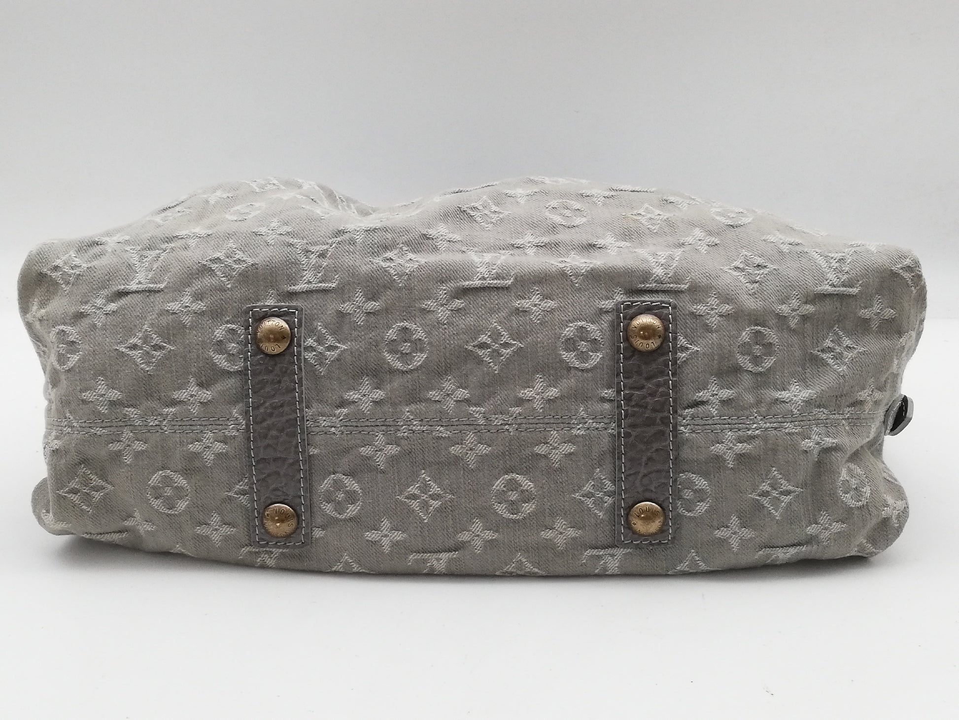LOUIS VUITTON Monogram Denim Neocavi MM M95837 Shoulder Strap Handbag