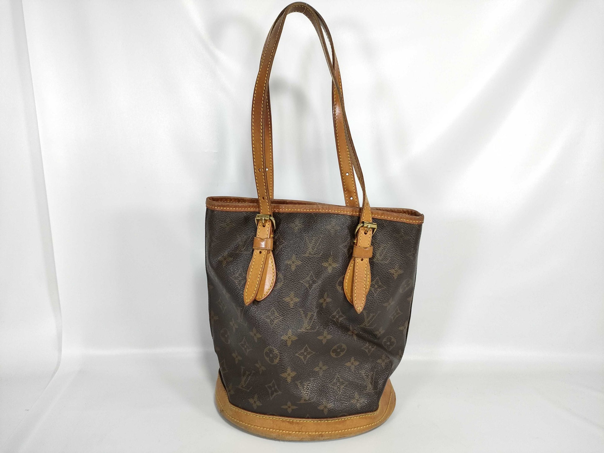 LOUIS VUITTON Monogram Louis Vuitton Bucket PM Monogram M42238 Handbag
